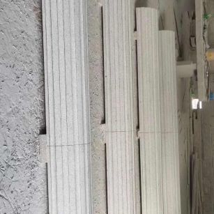 上饶 花岗岩厂家带你看白麻花岗岩门楼大柱柱皮