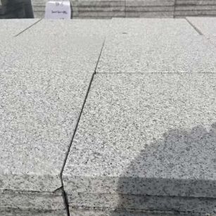 上饶 白麻花岗岩石材推荐 荔枝面地铺石