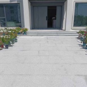 上饶 芝麻白花岗岩地铺石地面铺装