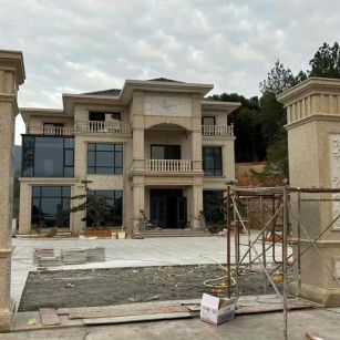 上饶 黄金麻花岗岩别墅雕花外墙干挂配上门口雕花罗马柱