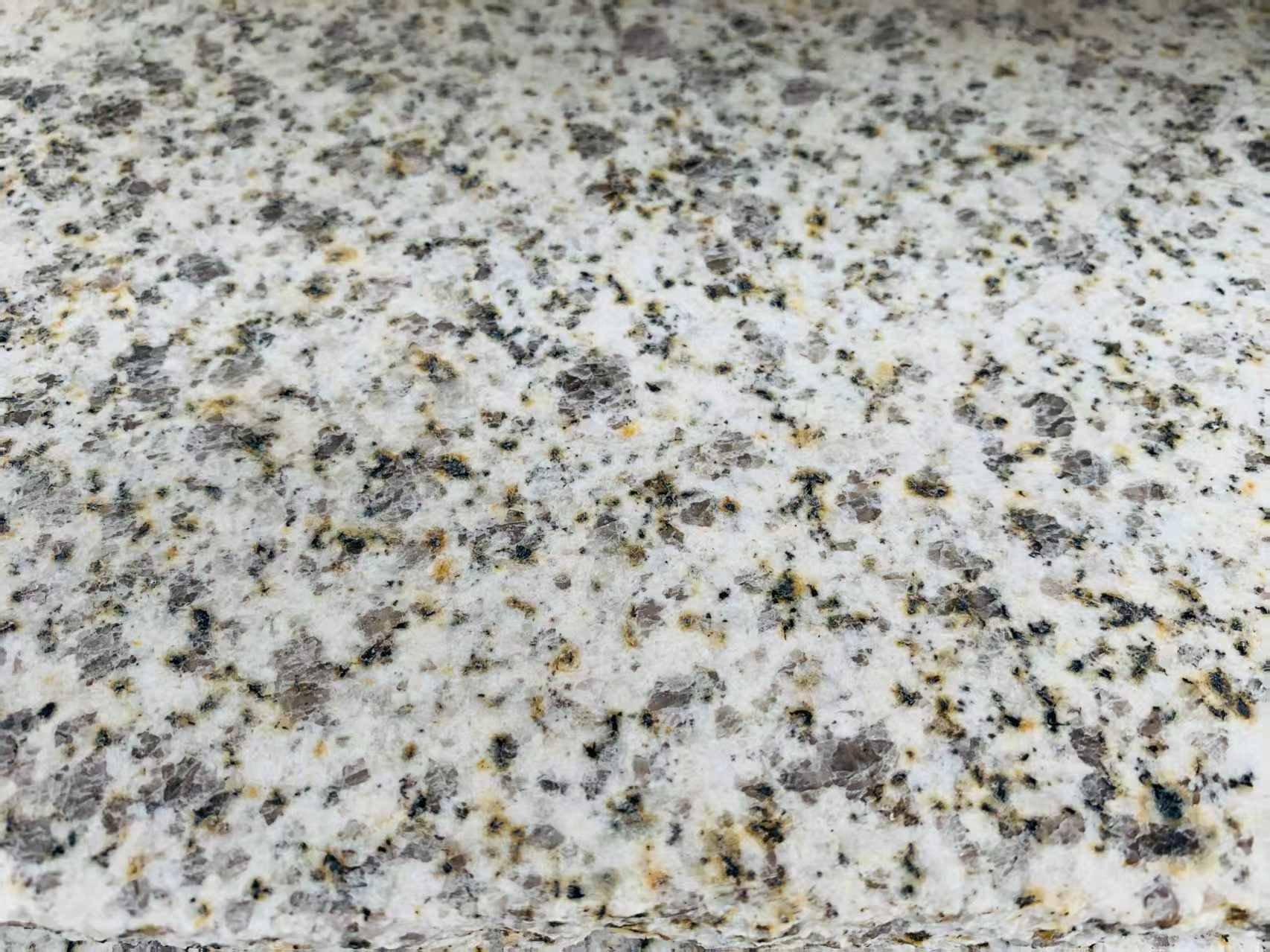 上饶 黄金麻花岗岩石材浅黄光面