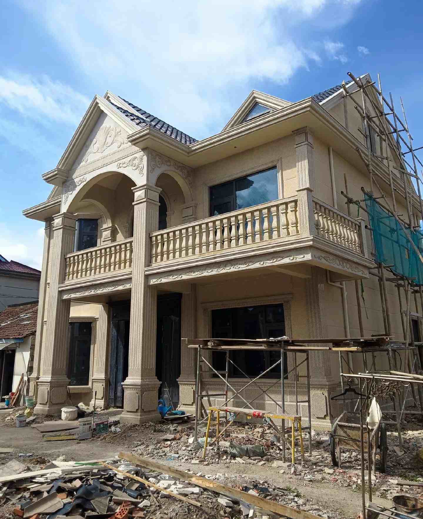 上饶 黄金麻花岗岩石材私人别墅雕花门楼柱阳台栏杆