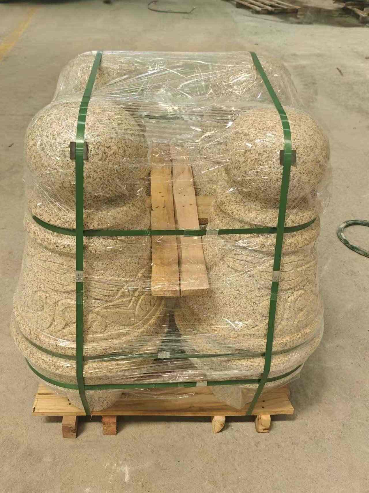 上饶 黄金麻异形定制雕花——棒棒糖挡车柱