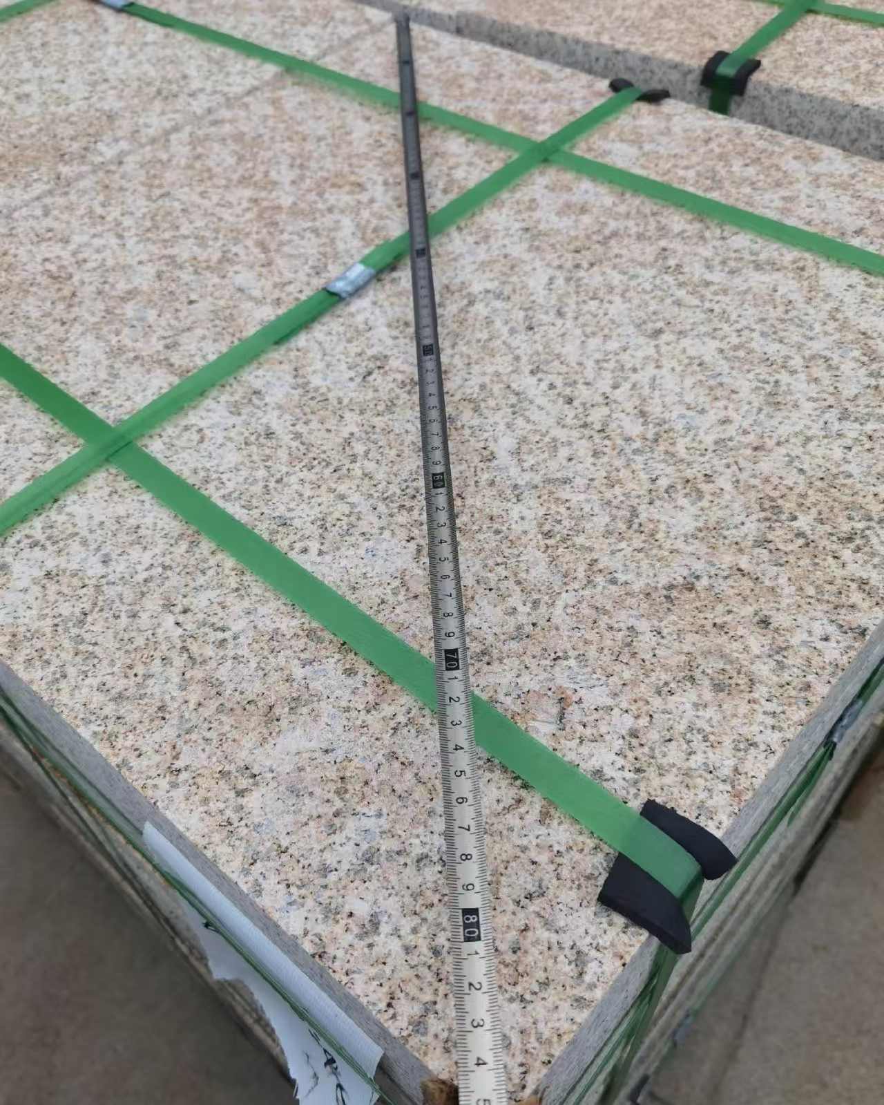 上饶 黄金麻火烧面地铺石